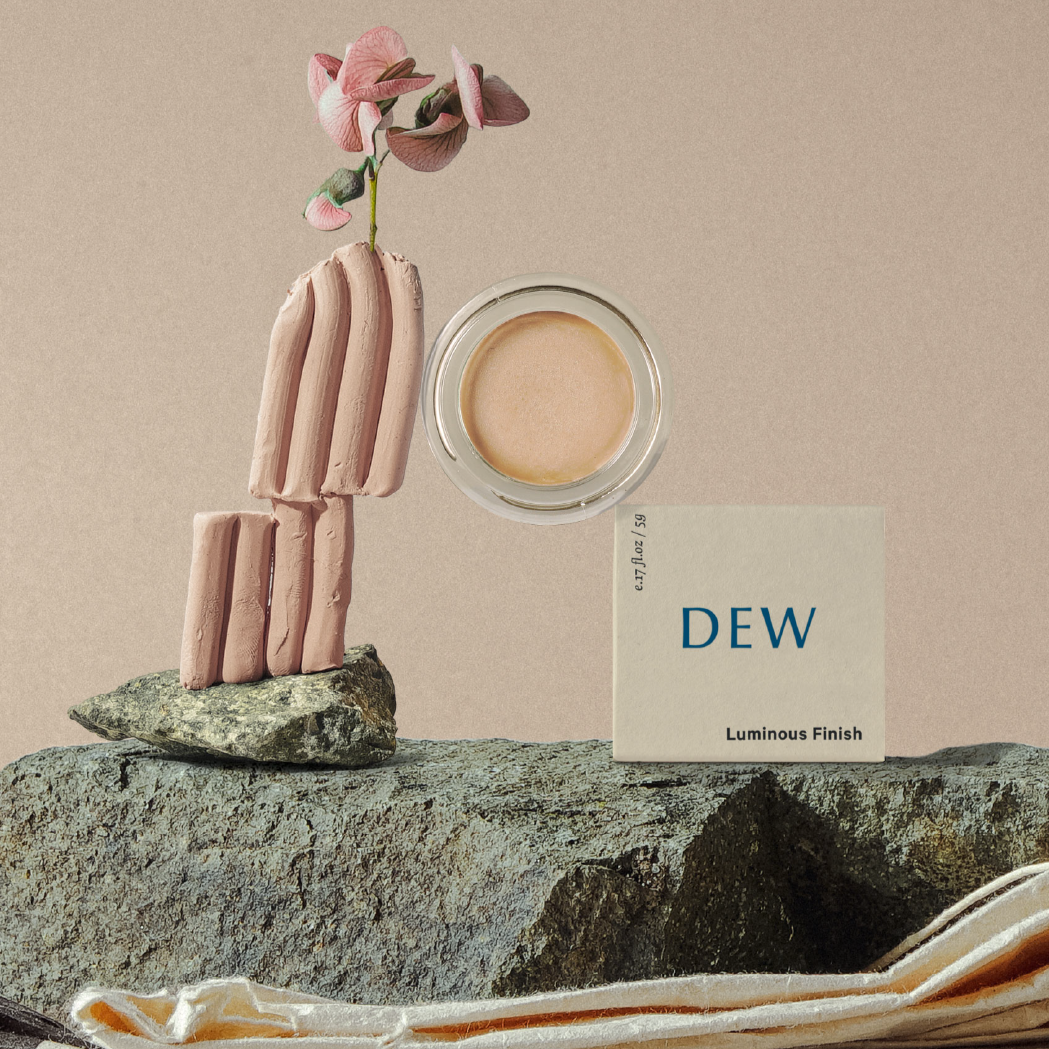 Maryse Dew Illuminator Editorial Image